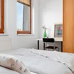 アパート Spacious Center Penthouse & Private Rooftop Terrace ブラチスラヴァ