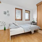 Spacious Center Penthouse & Private Rooftop Terrace