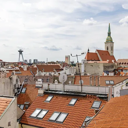 Arya - Spacious Penthouse Duplex With Rooftop Patio In The Main Square *