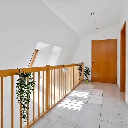 Arya - Spacious Penthouse Duplex With Rooftop Patio In The Main Square