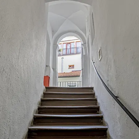 Arya - Spacious Penthouse Duplex With Rooftop Patio In The Main Square Apartment Bratislava