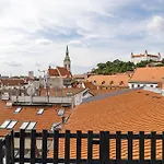 דירה Spacious Center Penthouse & Private Rooftop Terrace